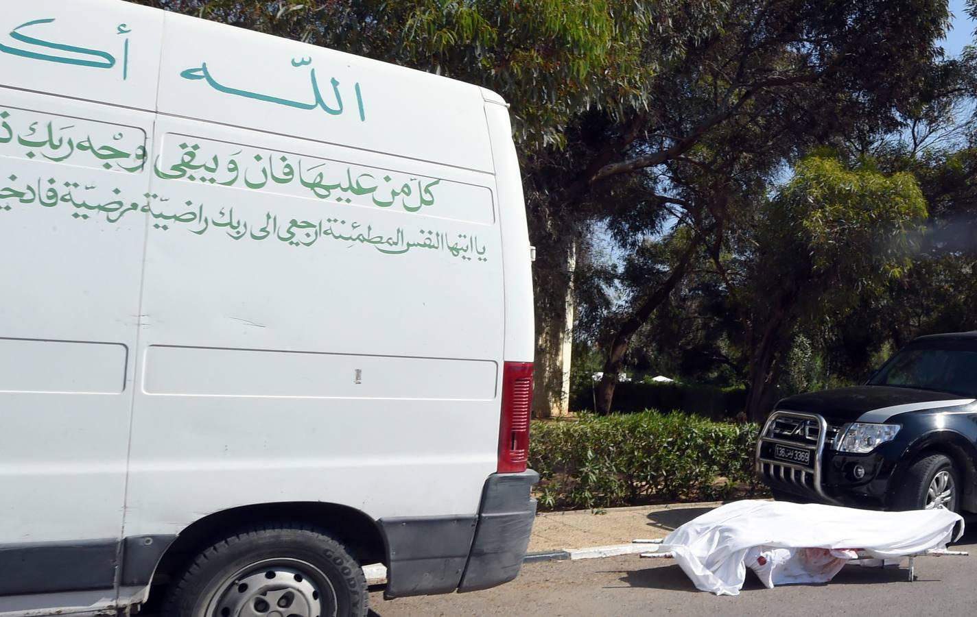 Sangriento ataque terrorista contra el turismo en Túnez