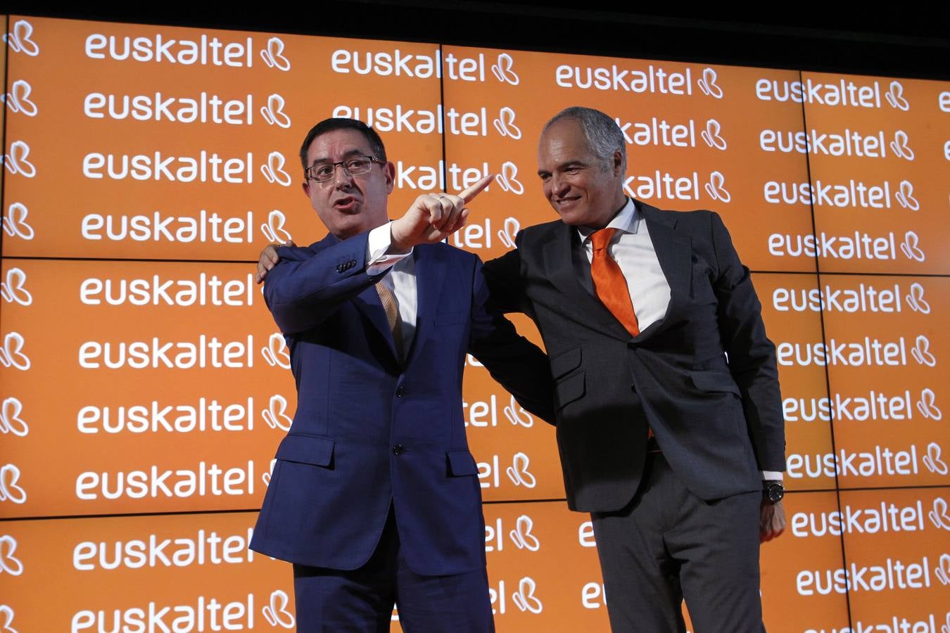 El acto de salida de Euskaltel a Bolsa