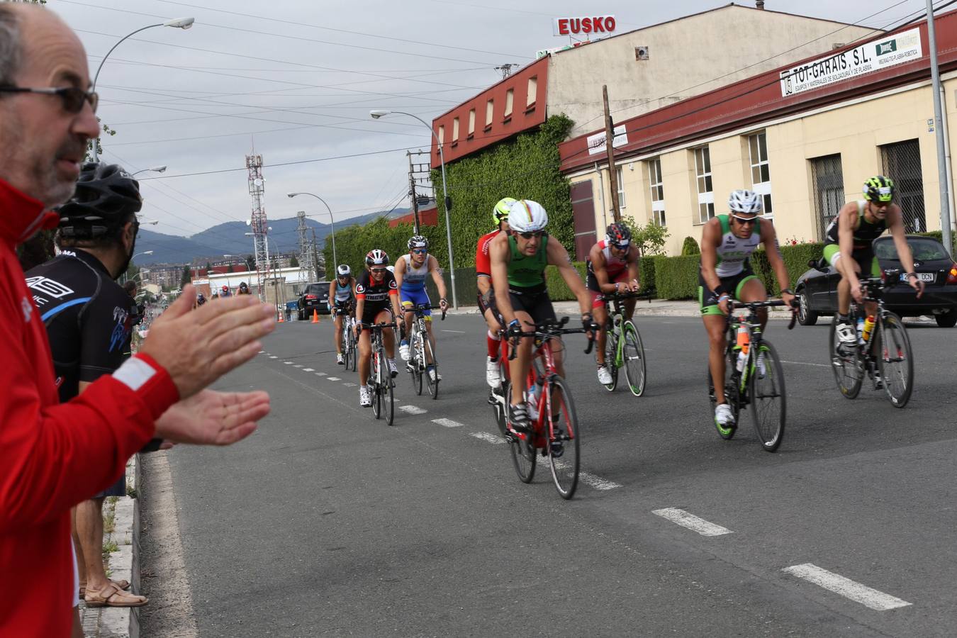 Prueba de ciclismo del Triatlon de Vitoria 2015