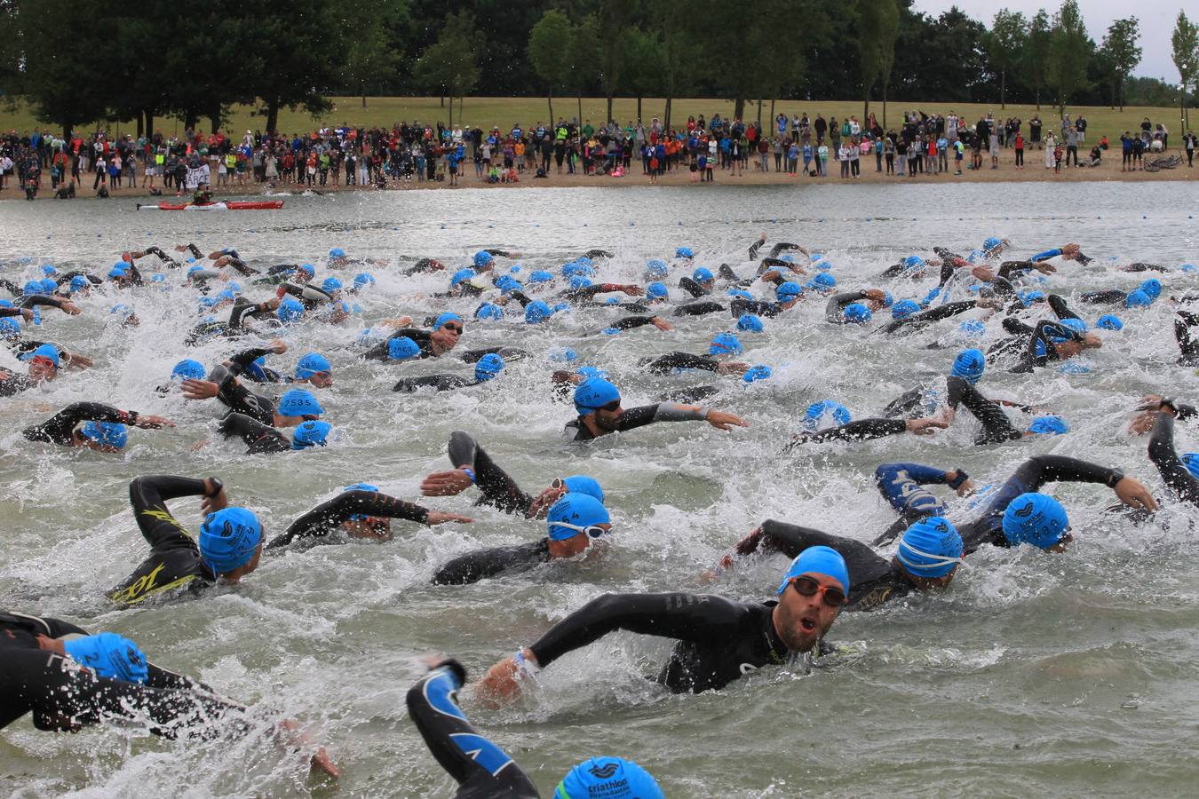 Prueba de natación del Triatlon de Vitoria 2015