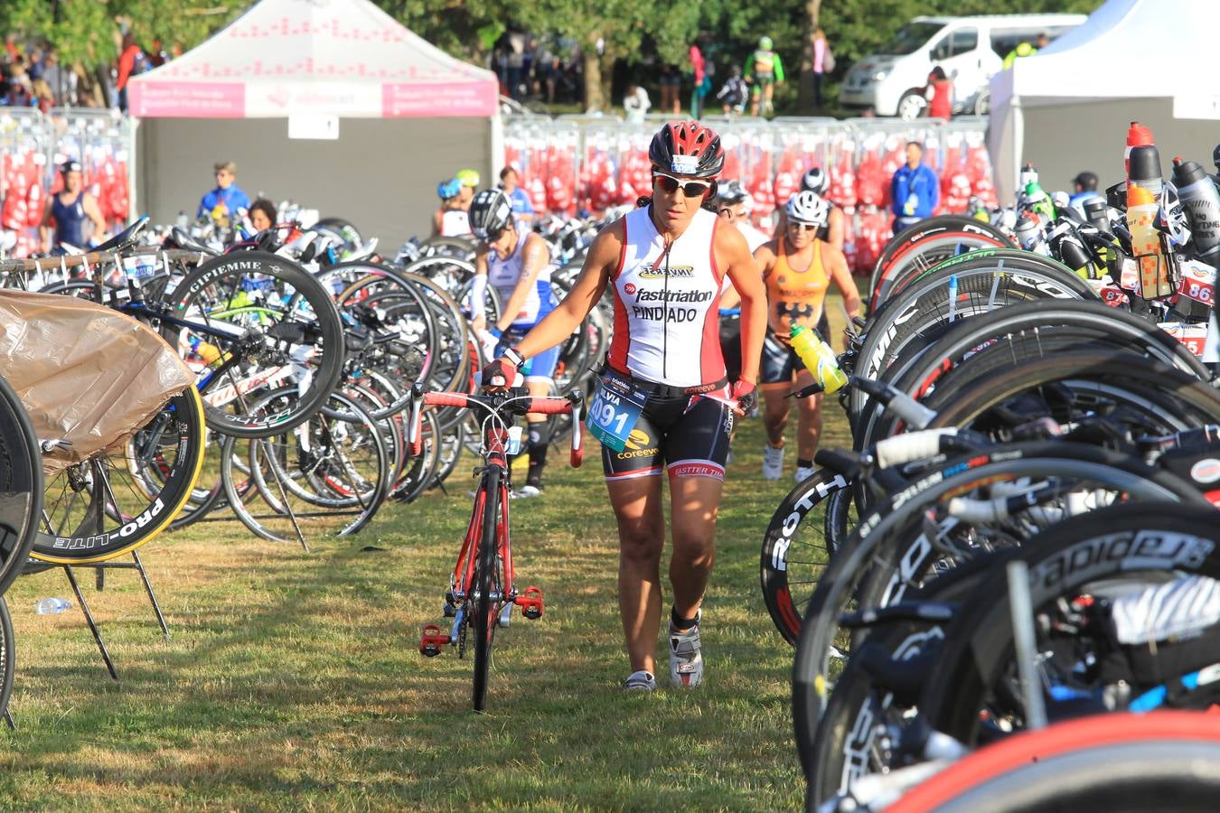 Primera transición de la Triatlón de Vitoria 2015