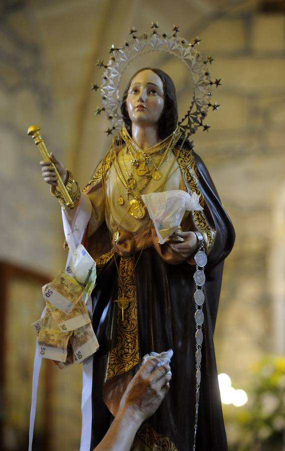 &#039;Los que vieron la muerte&#039;, la procesión de ataúdes abiertos de un pueblo gallego