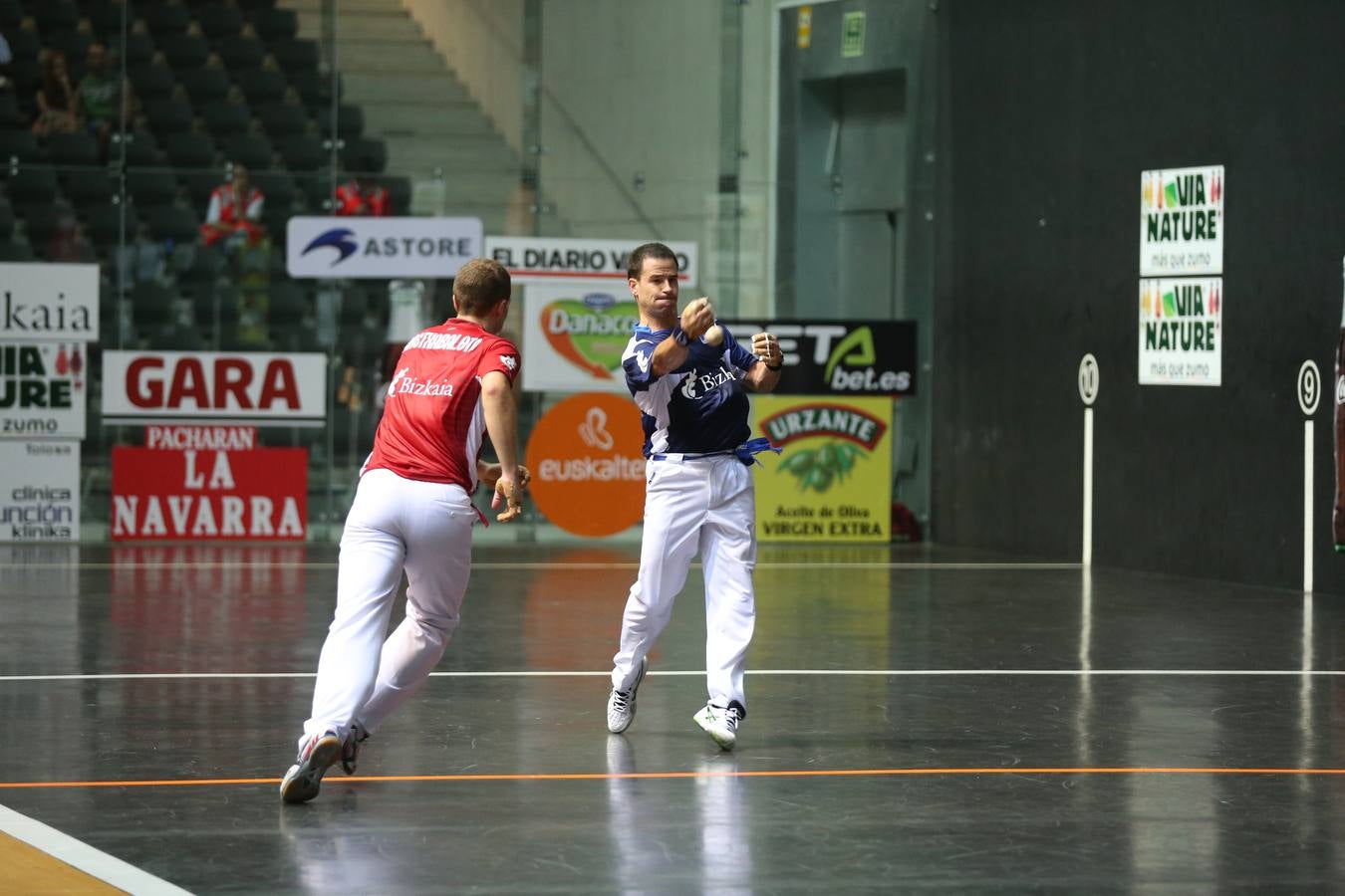 Irujo y Barriola, Campeones del 5 y medio