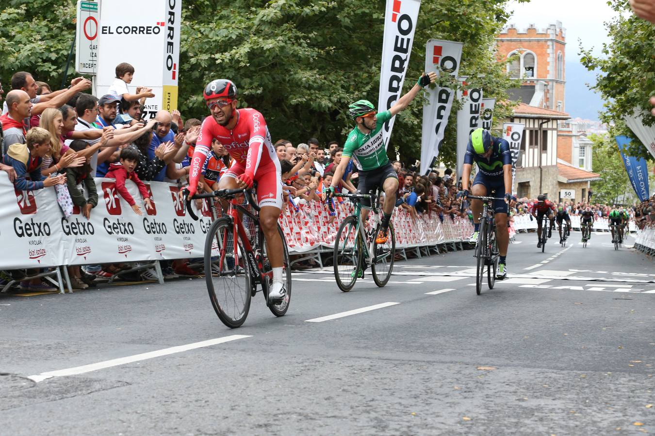 Nacer Bouhanni se impone en el Circuito de Getxo