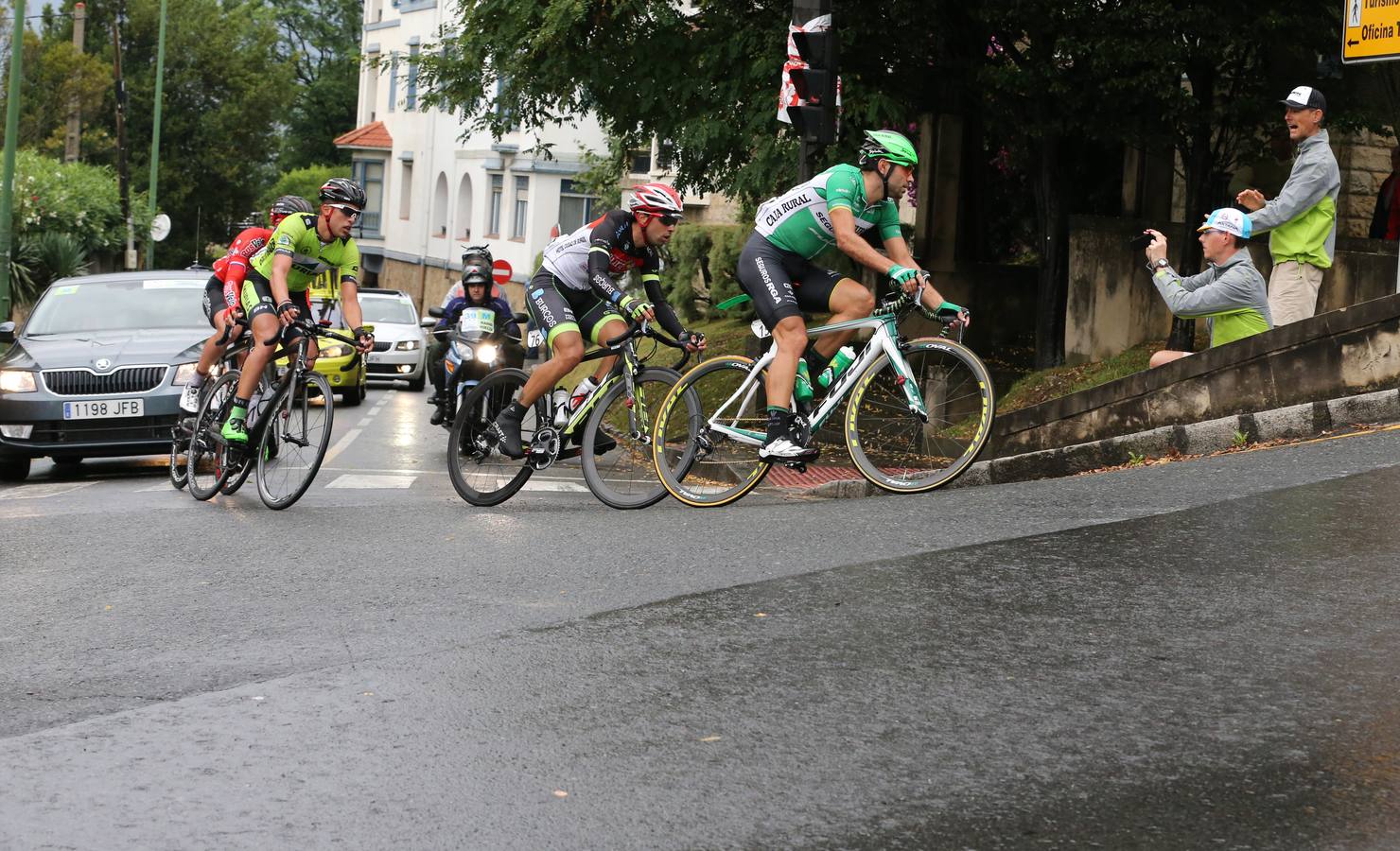 Nacer Bouhanni se impone en el Circuito de Getxo