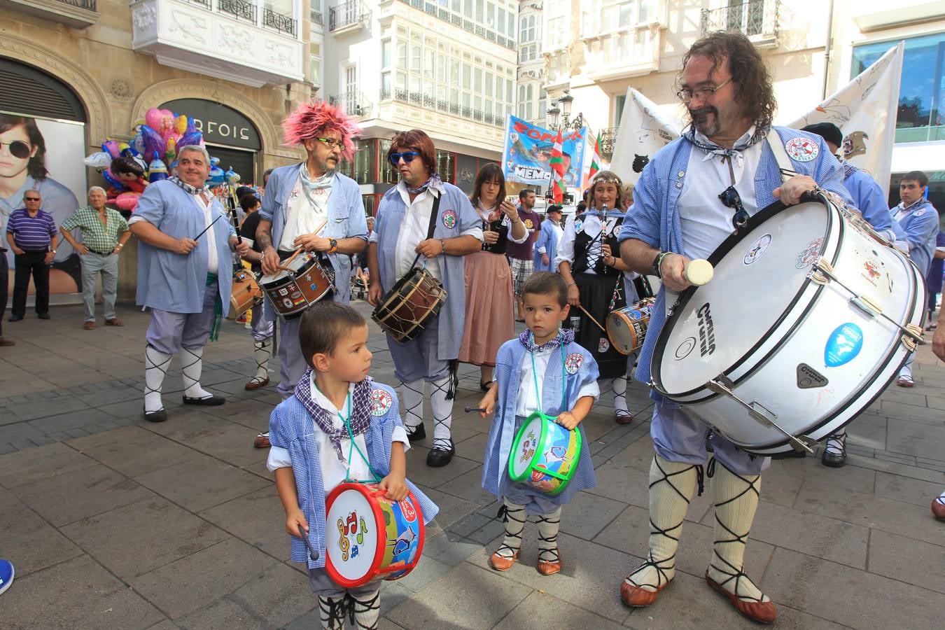 Segundo paseíllo de los blusas a los toros