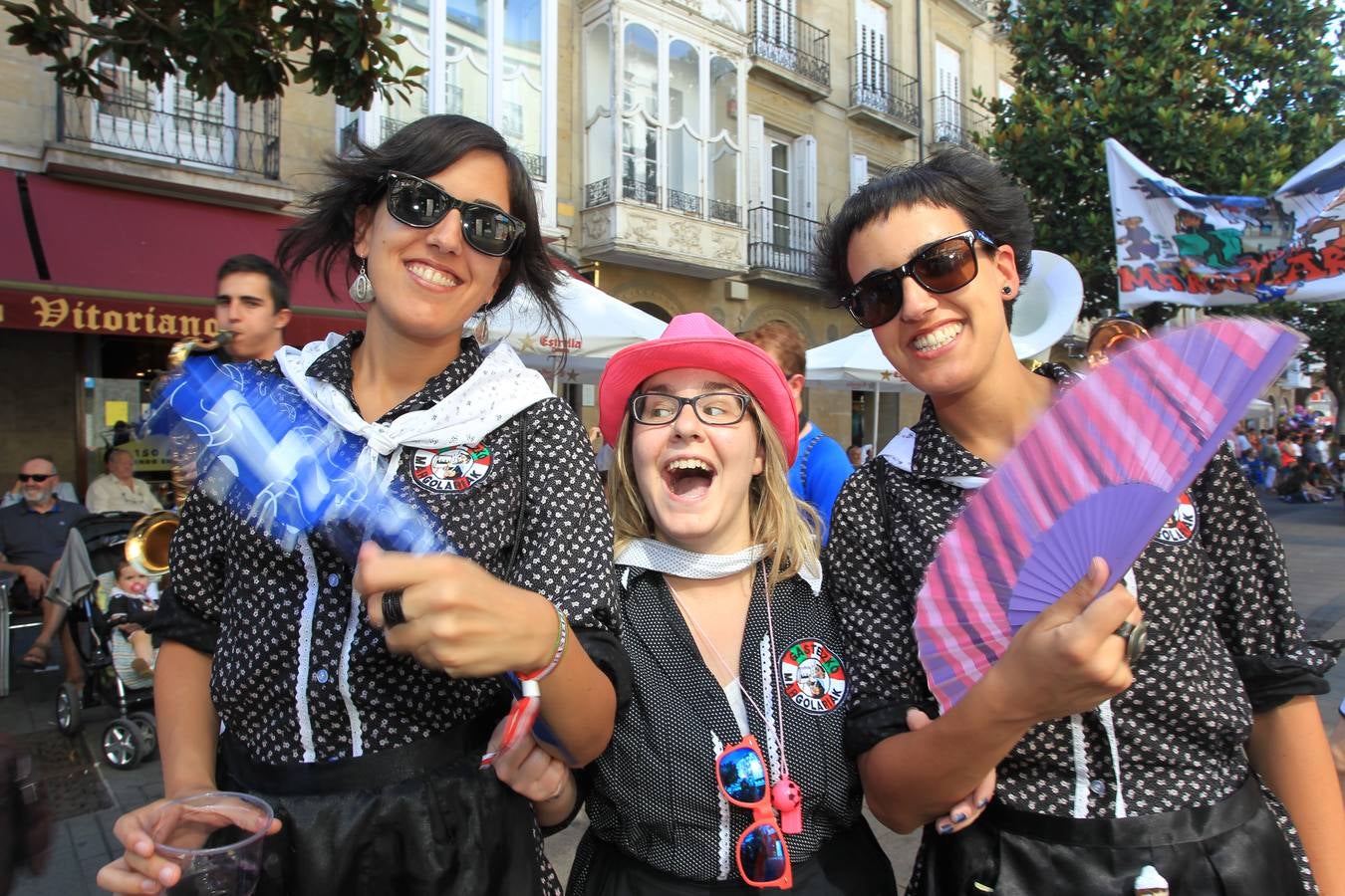 Segundo paseíllo de los blusas a los toros