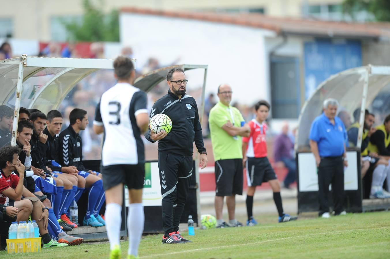 El Alavés termina la pretemporada con una nueva derrota