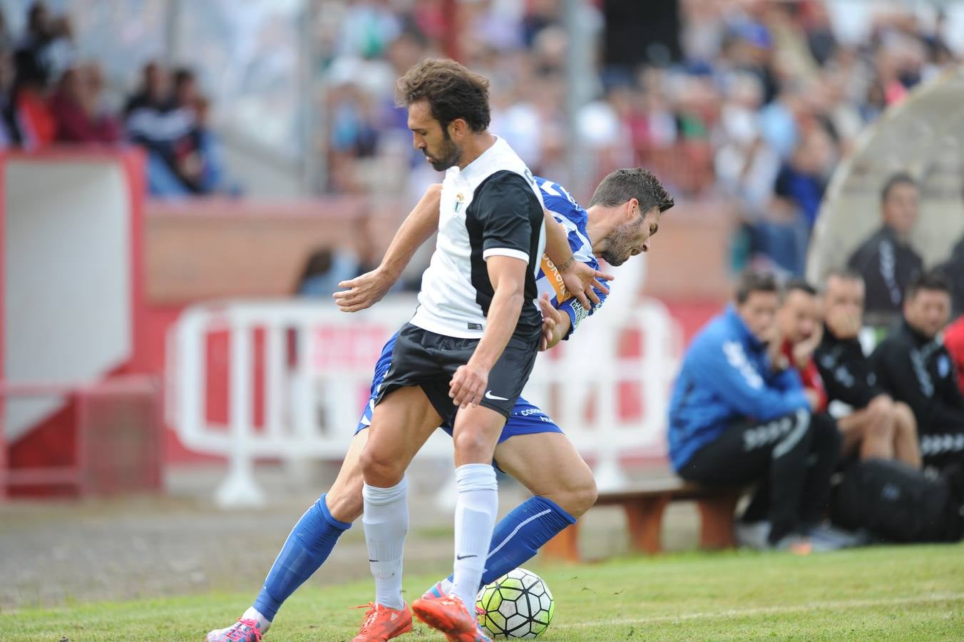 El Alavés termina la pretemporada con una nueva derrota