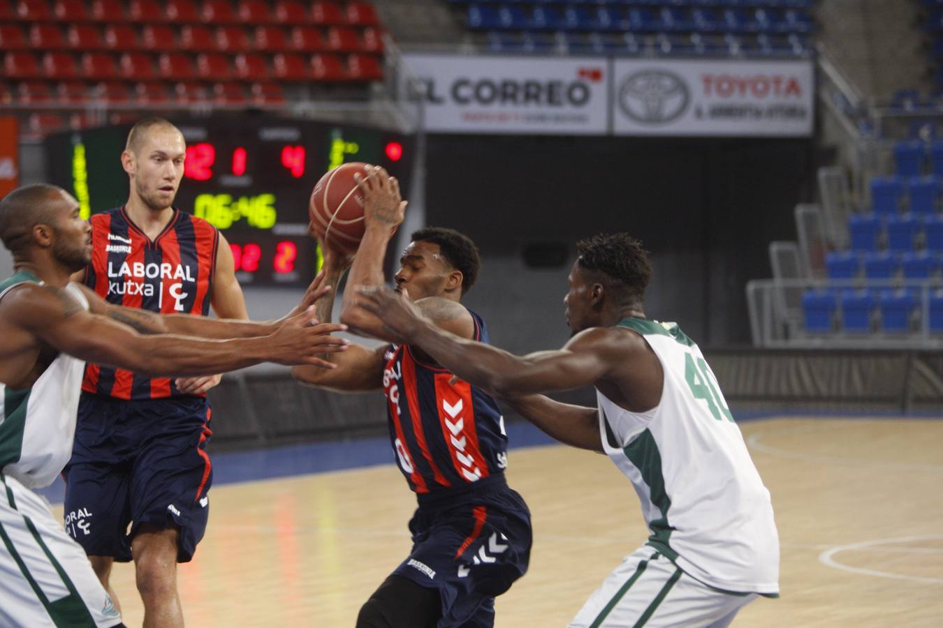 Amistoso entre Baskonia y PAU Orthez