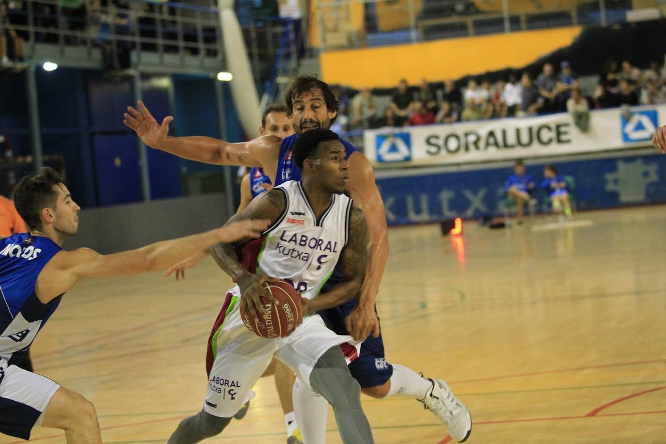 Gipuzkoa Basket - Laboral Kutxa