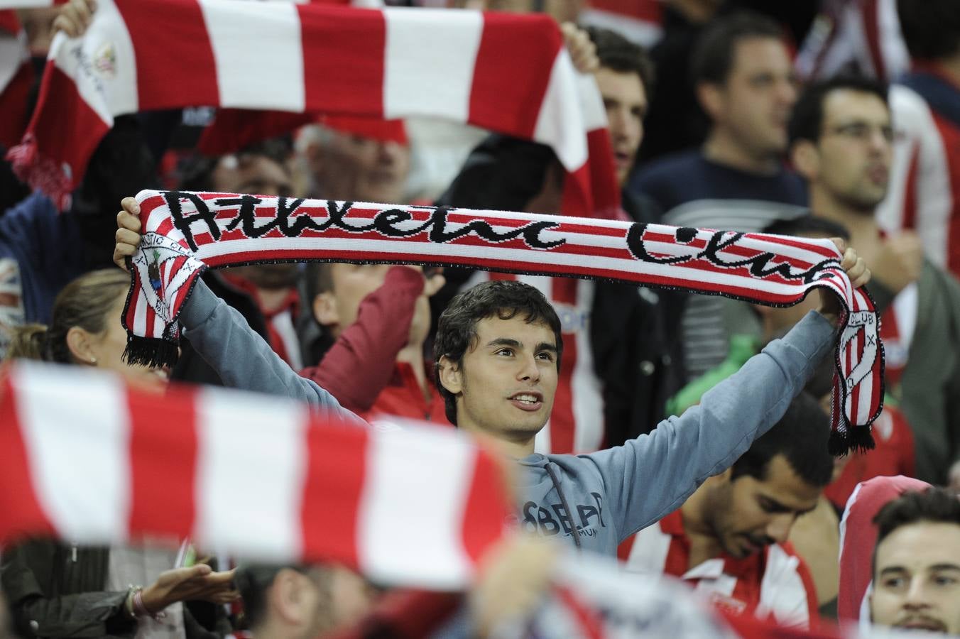 Las mejores imágenes del partido Athletic-Augsburgo