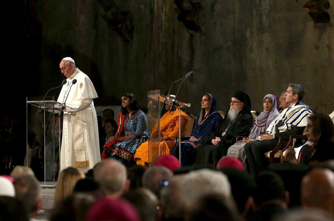 El Papa reza con líderes de otras religiones en la Zona Cero de Nueva York