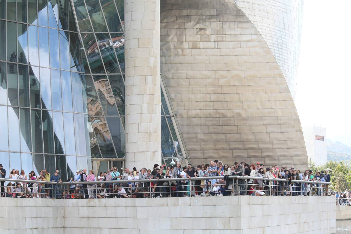 Bilbao vibra con los clavadistas
