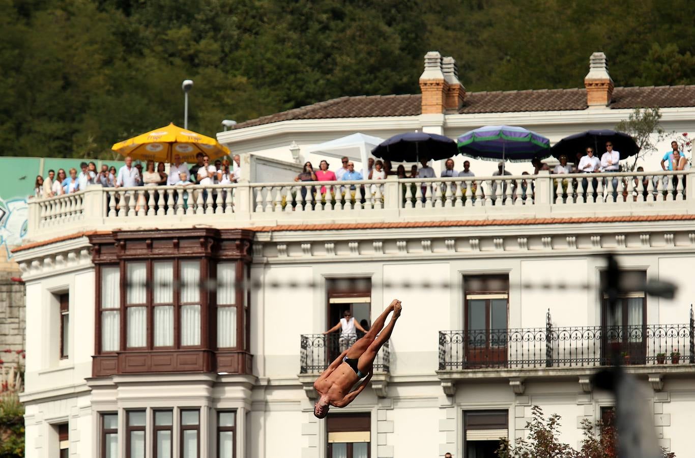 Bilbao vibra con los clavadistas