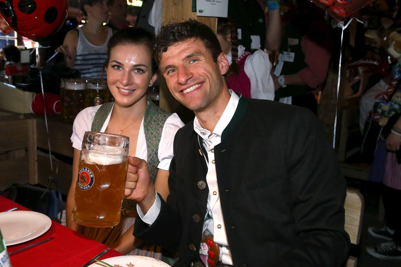 Las estrellas del Bayern se lo pasan en grande en el Oktoberfest