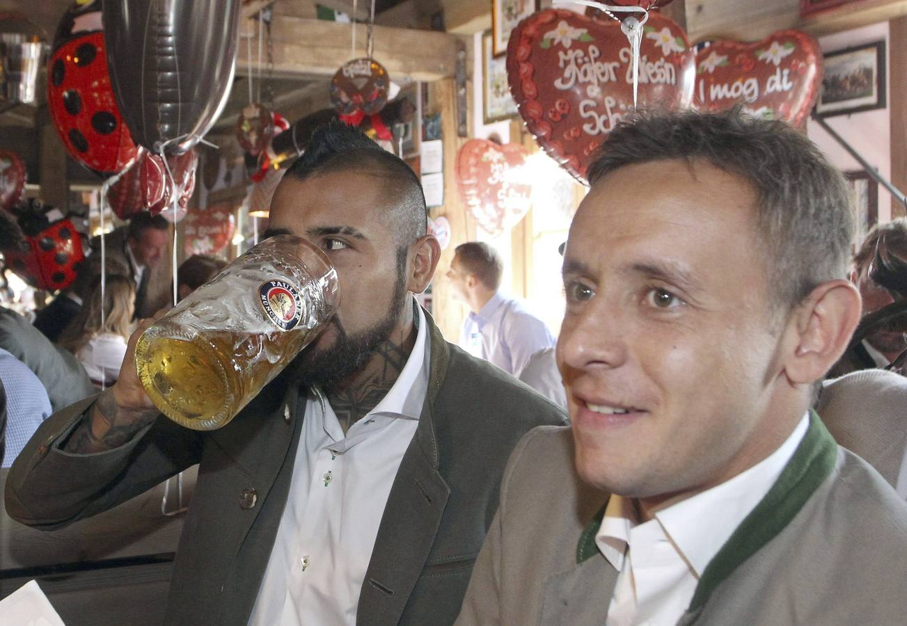 Las estrellas del Bayern se lo pasan en grande en el Oktoberfest