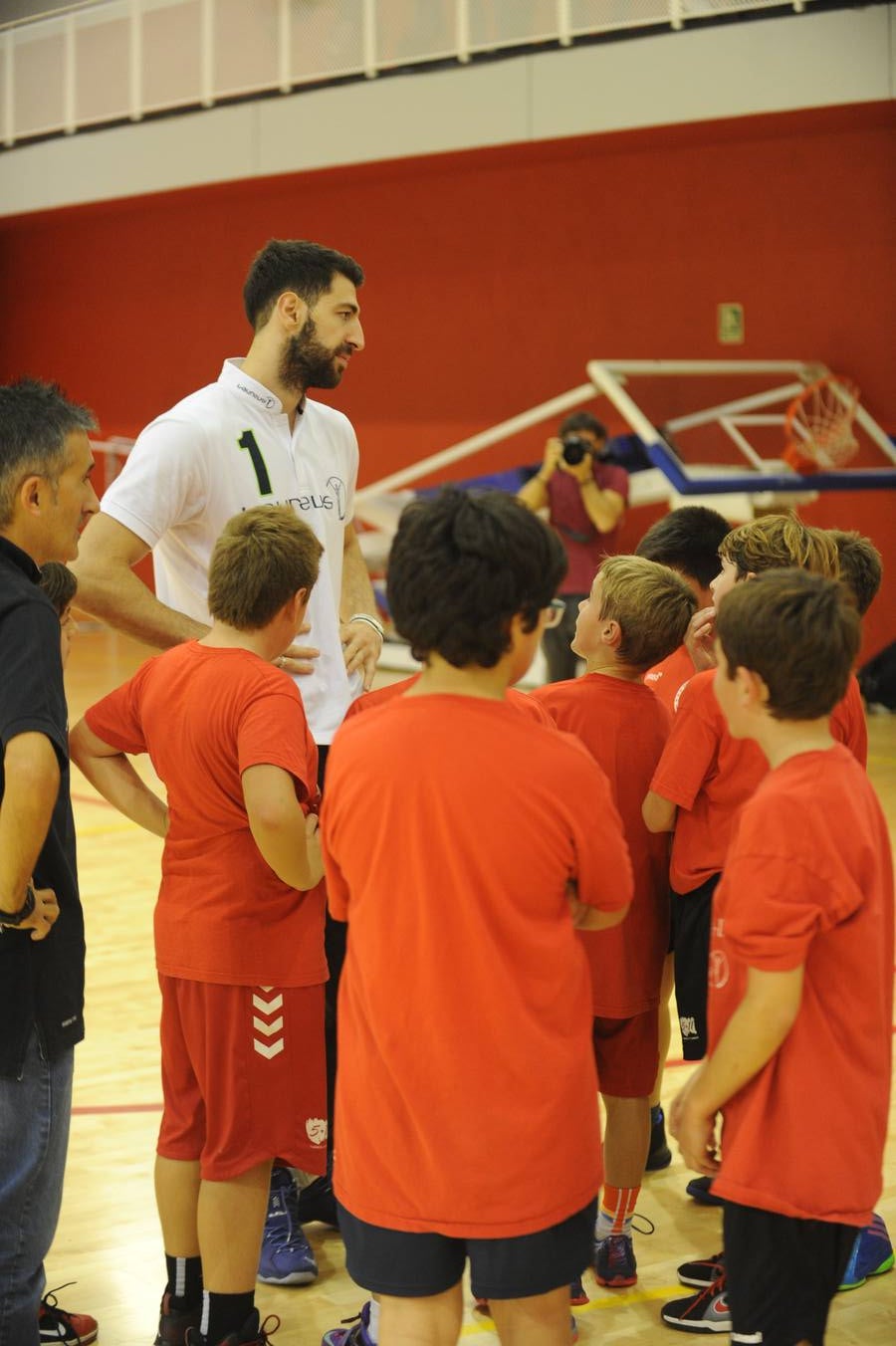 Almudena Cid e Induráin, con el deporte base en Vitoria