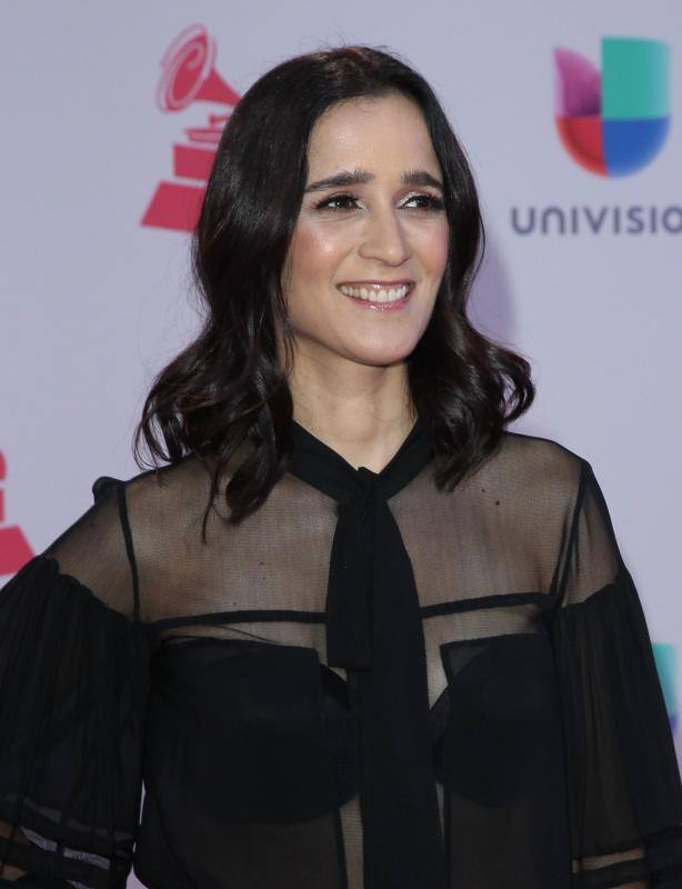 Julieta Venegas.