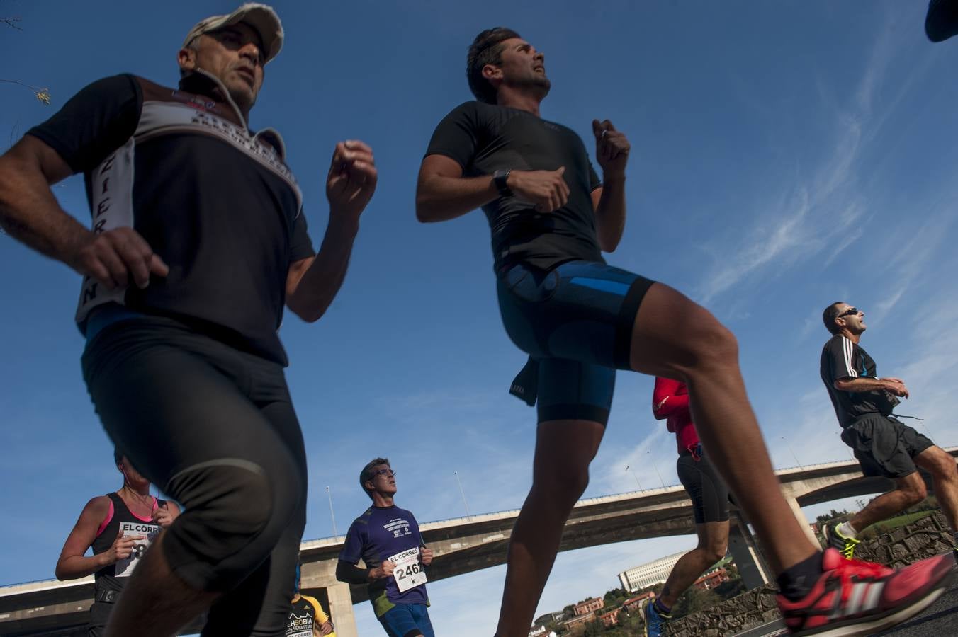 Desde Santurtzi a Bilbao con objetivos solidarios