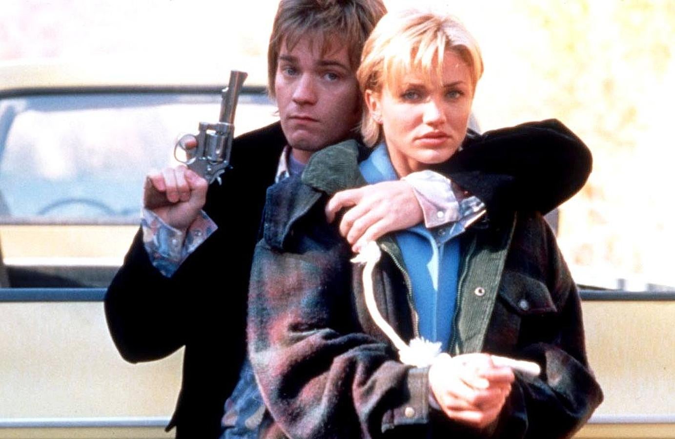 A life Less Ordinary. En 'A Life Less Ordinary' (1997) Boyle vuelve a confiar en McGregor para dar vida a un vengativo empleado que decide secuestrar a la hija de su jefe (Cameron Diaz) tras ser sustituido en su puesto de trabajo por un robot.