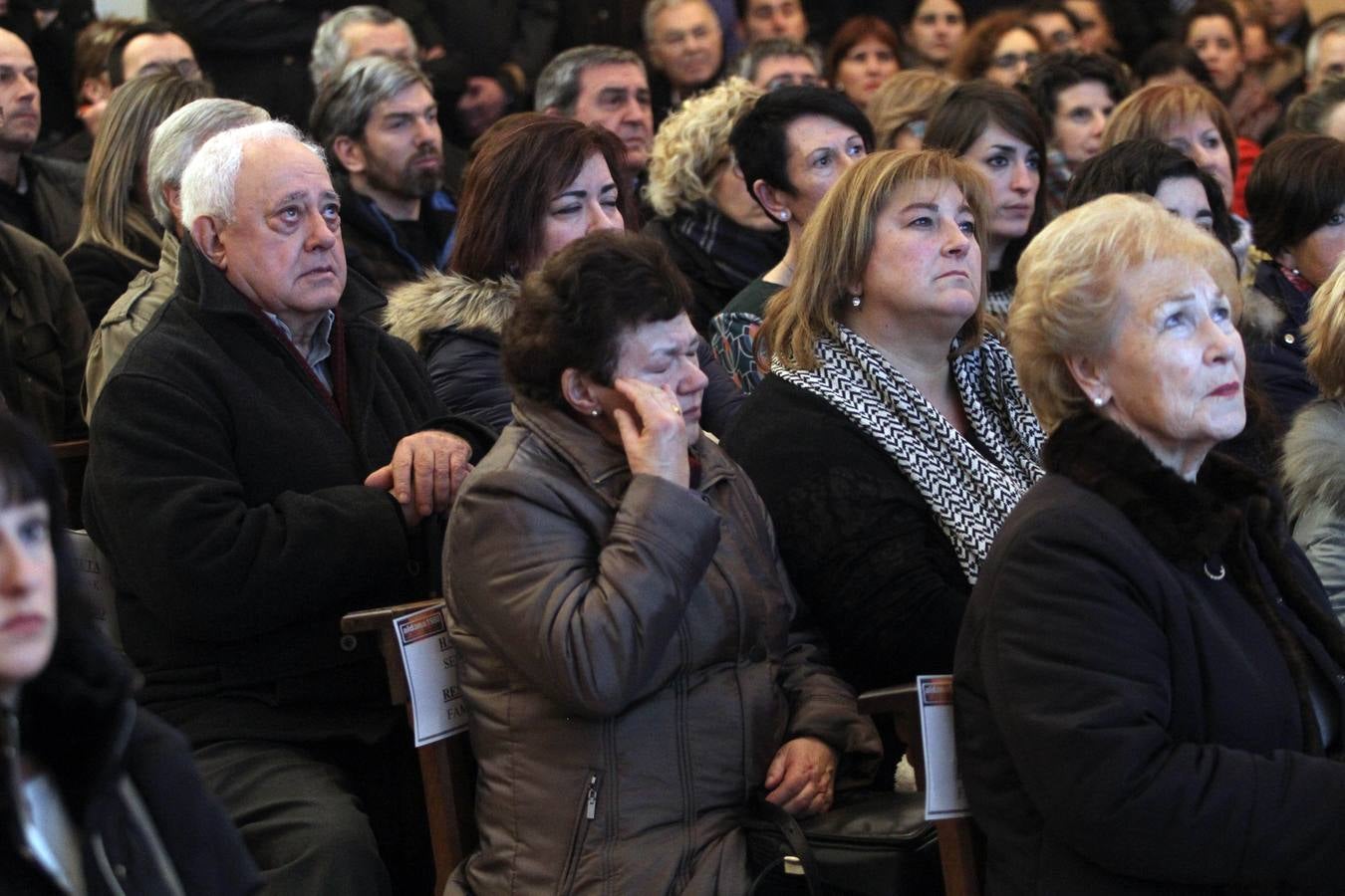 Urkullu participa en la ofrenda floral en Alonsotegi por las víctimas del Bar Aldana