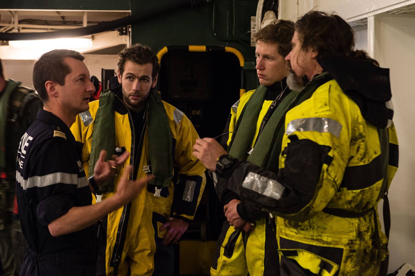 Así se está remolcando el carguero &#039;Modern Express&#039; hasta Bilbao