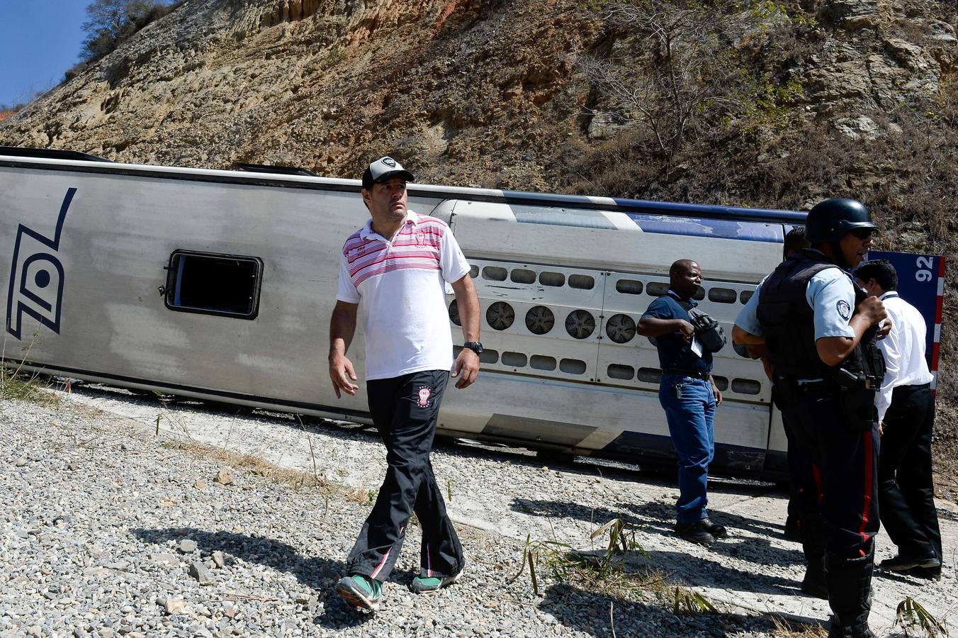 Así quedó el autobús del Huracán tras el brutal accidente