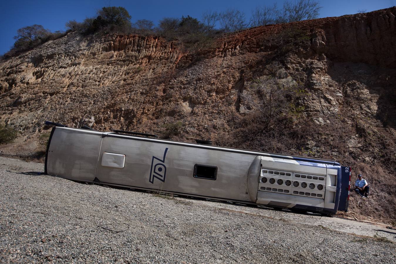 Así quedó el autobús del Huracán tras el brutal accidente