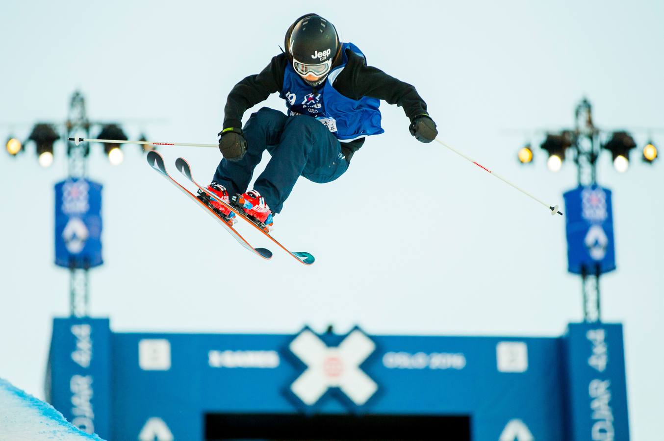 De la nieve al cielo en el Superpipe de Oslo