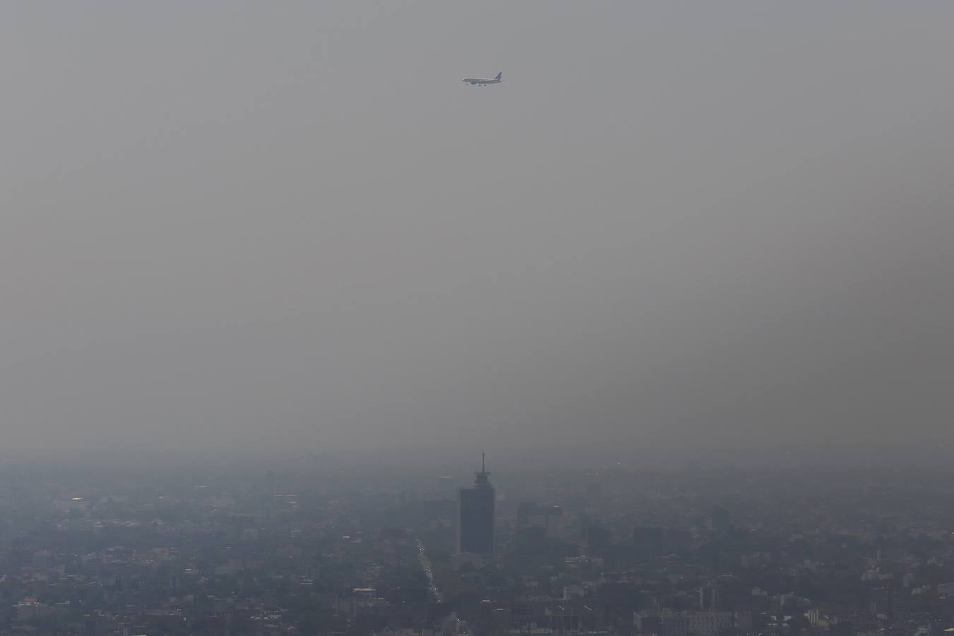 México se ahoga en medio del humo