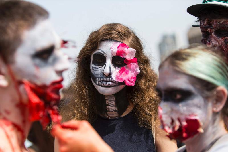 El Carnaval judío se viste de color