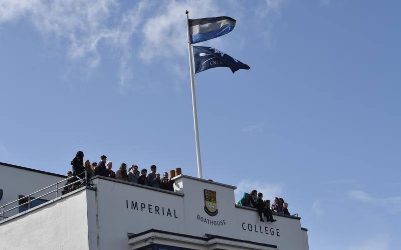 Tradicional regata entre Oxford y Cambridge