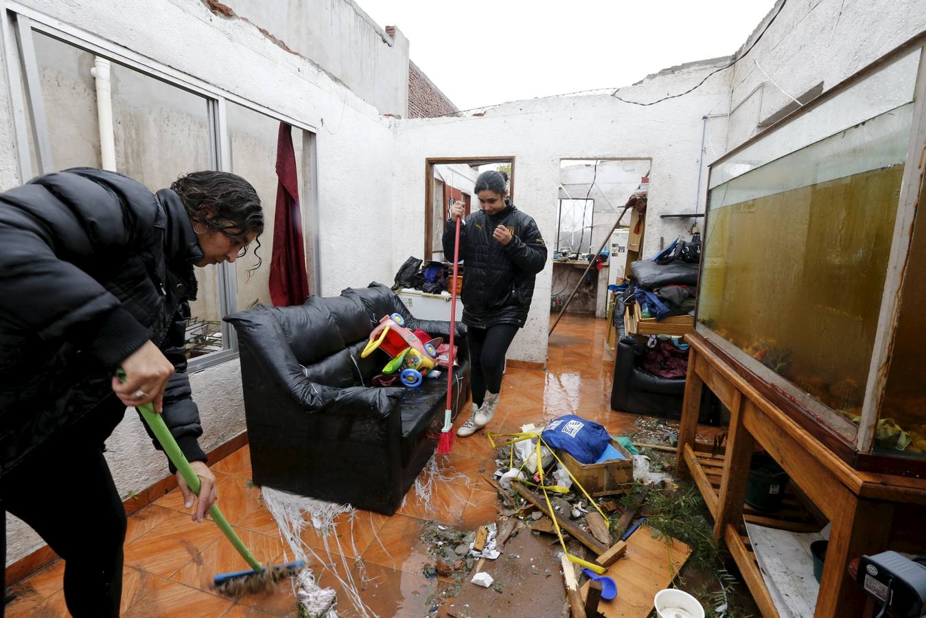 Dolores (Uruguay) tras el tornado: «Es una zona de guerra»