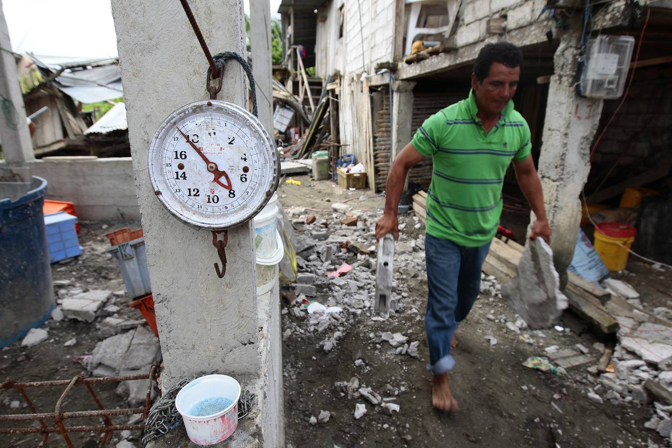 Ecuador, ante el peor terremoto desde 1979