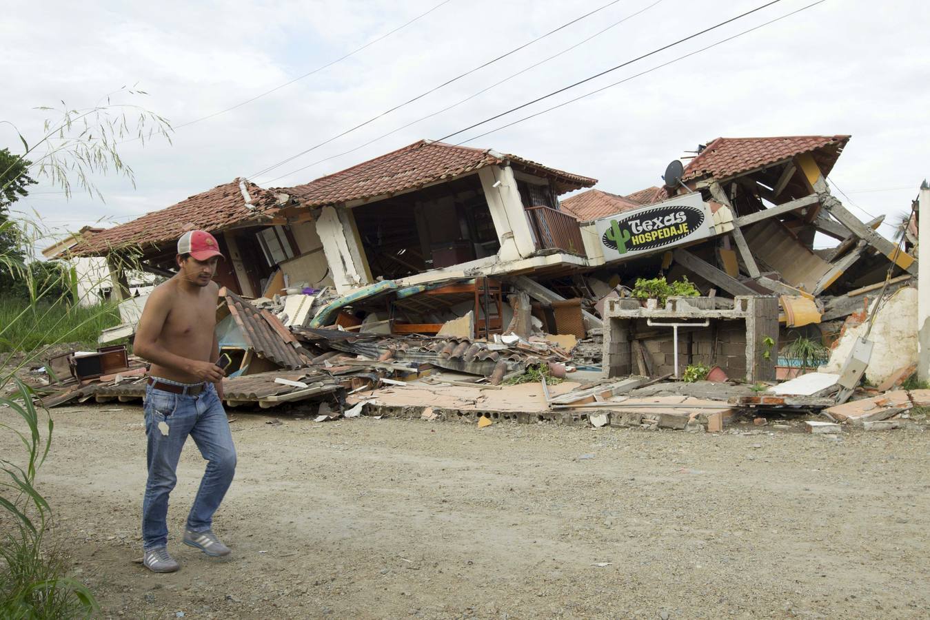 Ecuador, ante el peor terremoto desde 1979