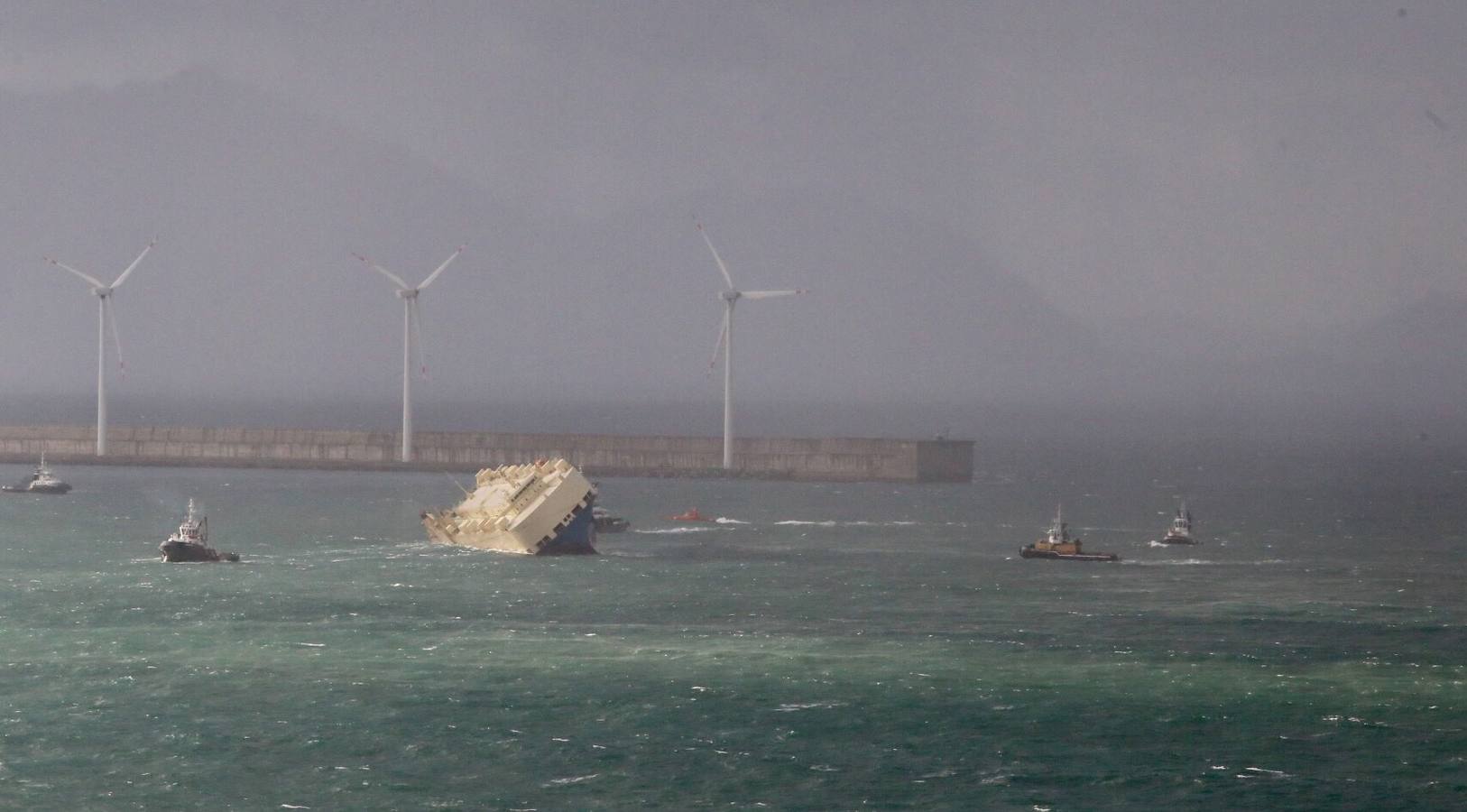 Primeras imágenes del interior del carguero &#039;Modern Express&#039;