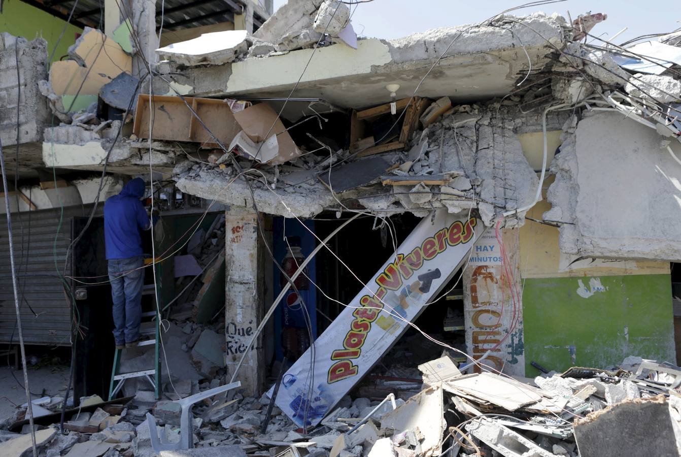 Ecuador, ante el peor terremoto desde 1979