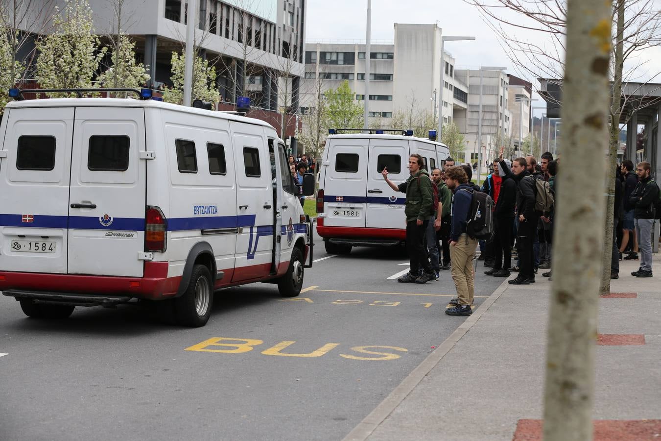 Incidentes en el campus de la UPV en Leioa tras una manifestación