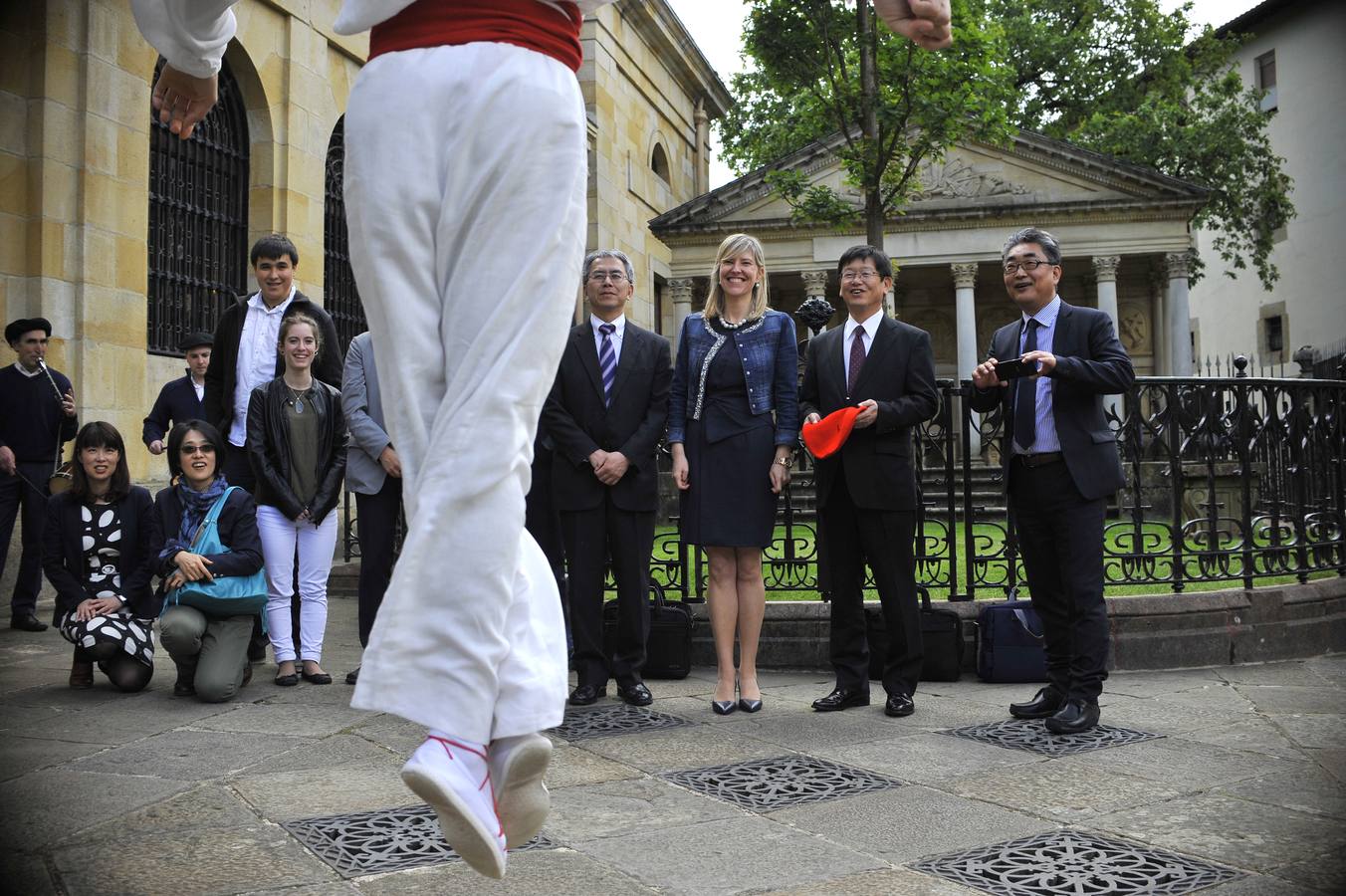 La Casa de Juntas de Gernika abre sus puertas al mayor grupo cooperativista del mundo