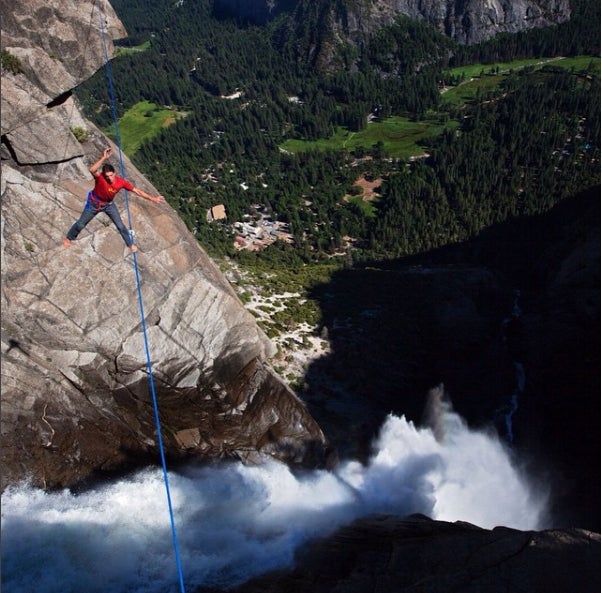 ¿Genialidad o temeridad? No hay reto imposible para Honnold, un escalador sin cuerda