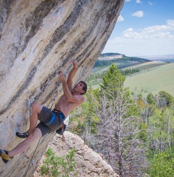 ¿Genialidad o temeridad? No hay reto imposible para Honnold, un escalador sin cuerda