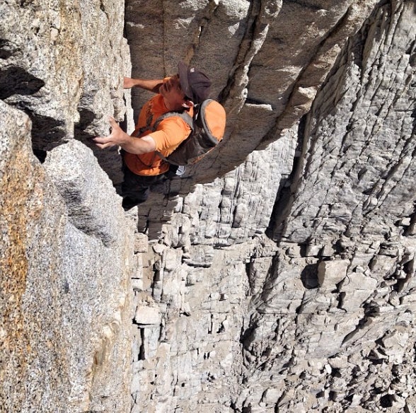 ¿Genialidad o temeridad? No hay reto imposible para Honnold, un escalador sin cuerda