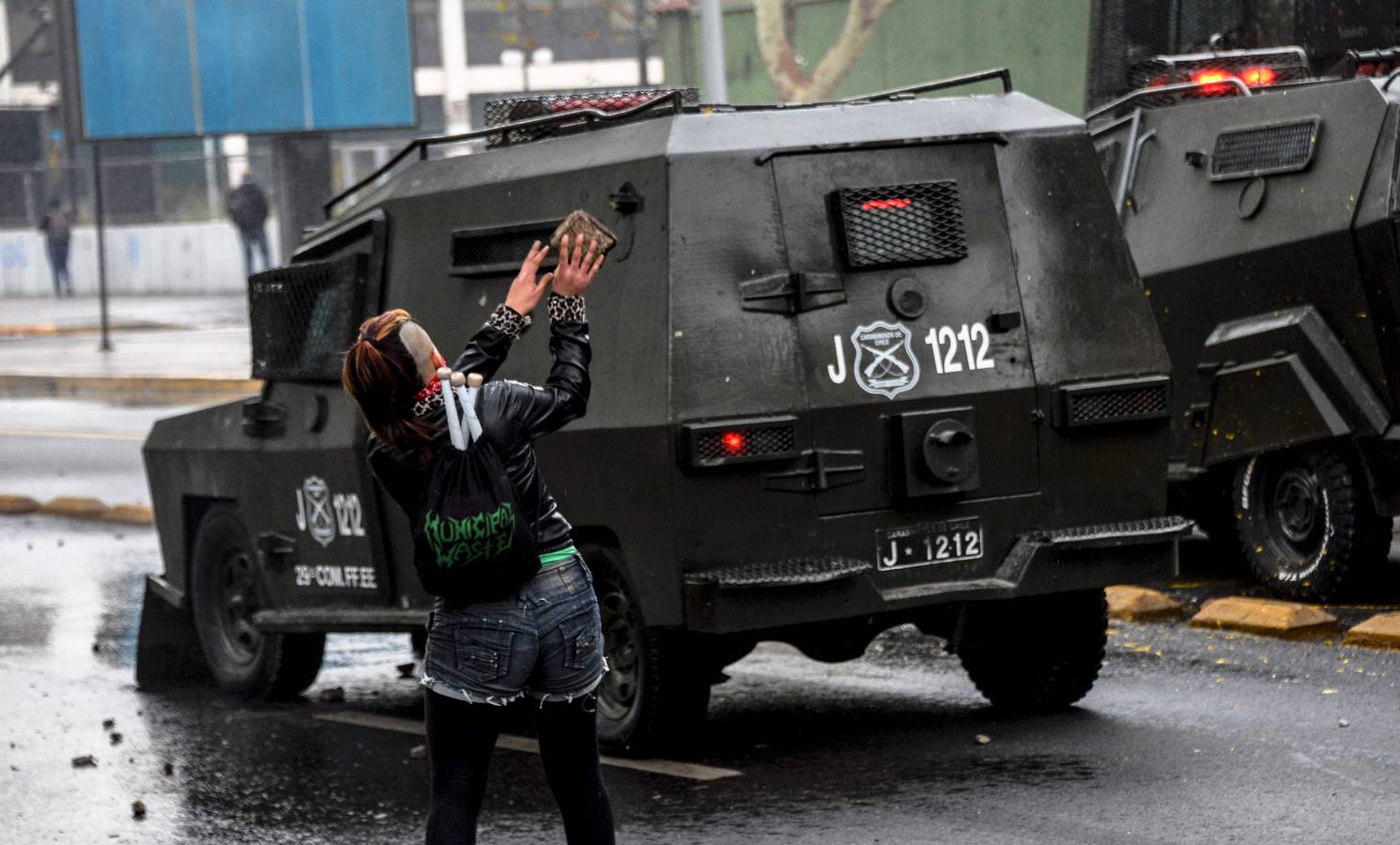 Disturbios en Santiago de Chile entre estudiantes y Policía