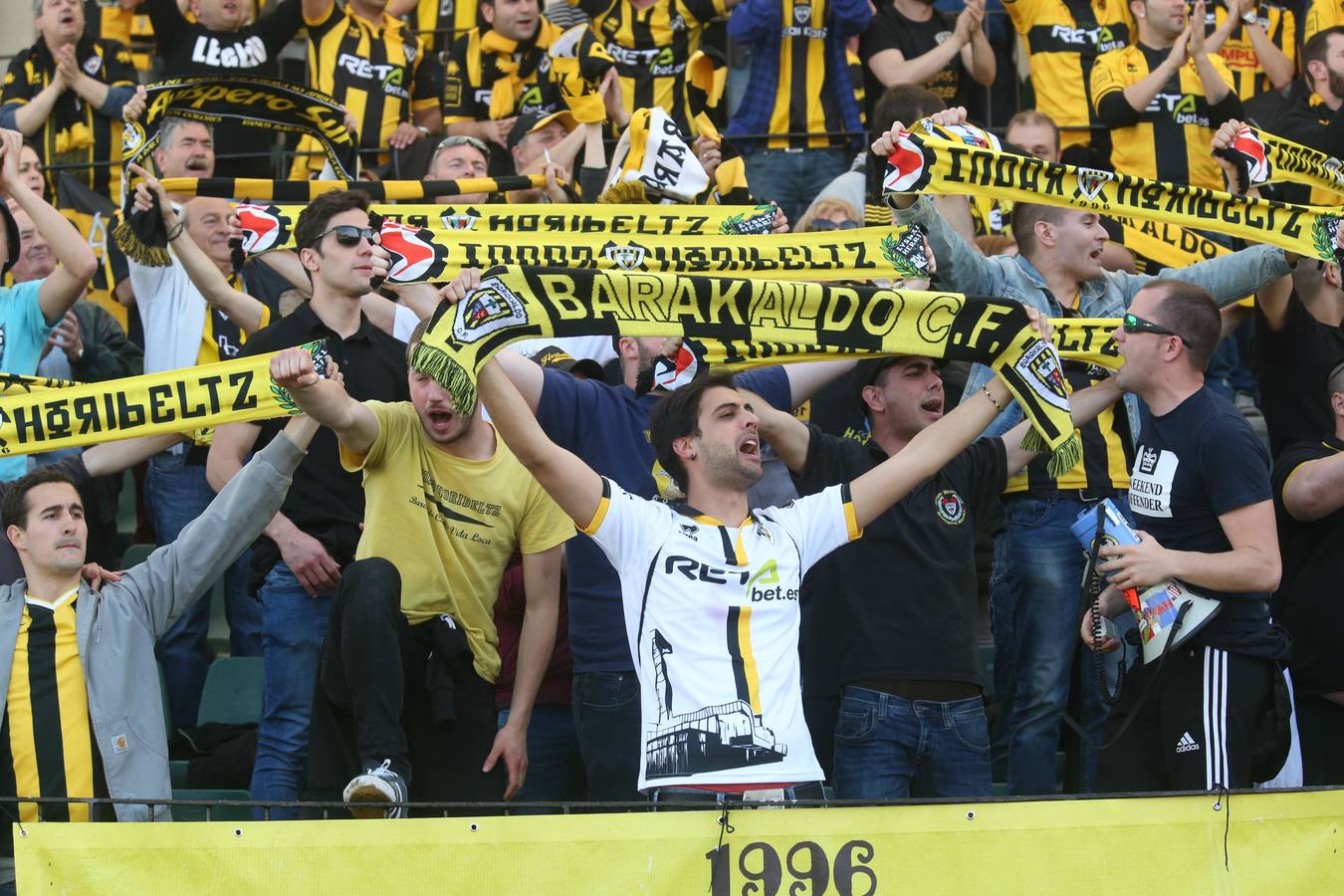 La afición se vuelca con el derbi