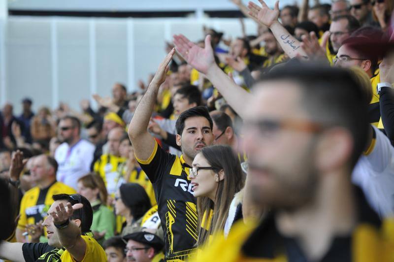 La afición se vuelca con el derbi