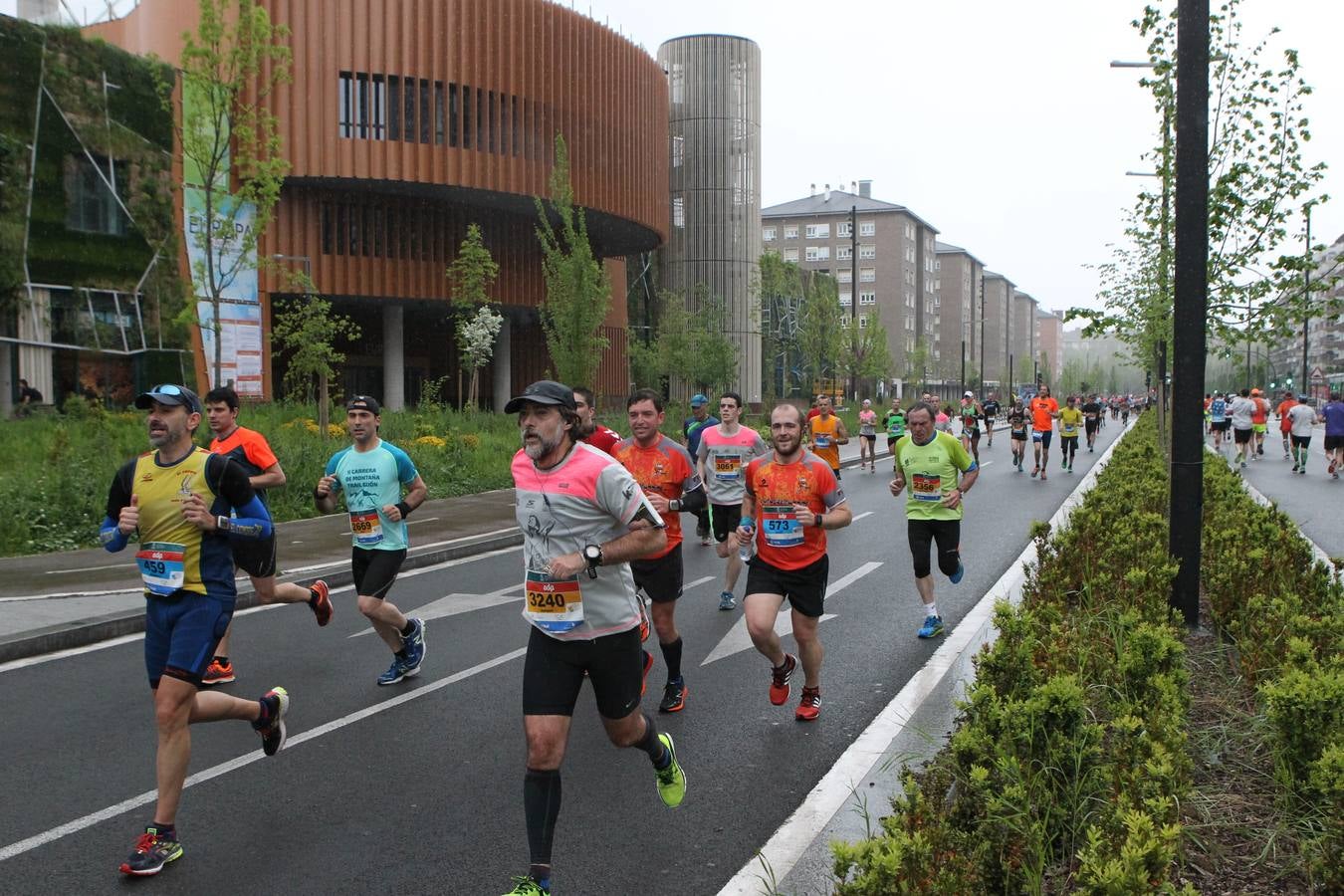 Maratón Martín Fiz a su paso por El Boulevard y la Avenida