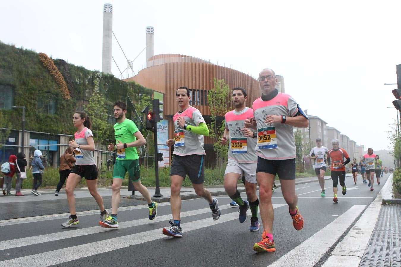 Maratón Martín Fiz a su paso por El Boulevard y la Avenida