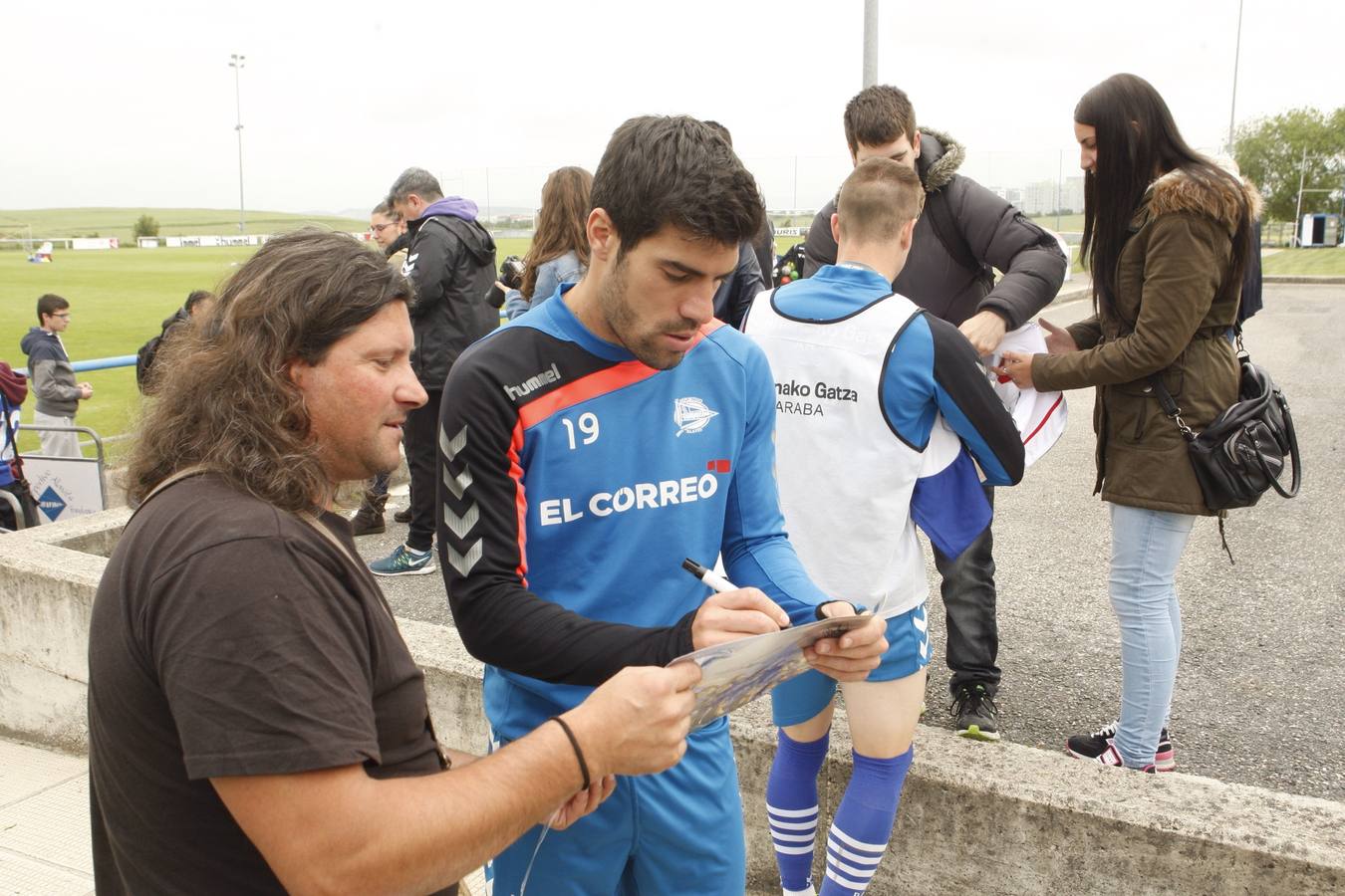 Entrenamiento del Alavés en Ibaia tras el ascenso