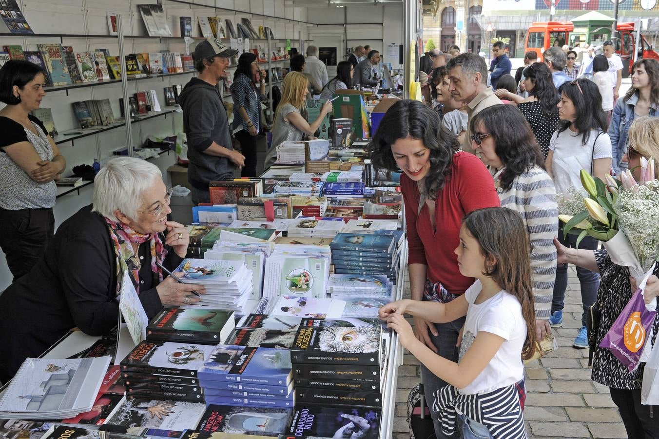 El Arenal bilbaíno se llena de literatura